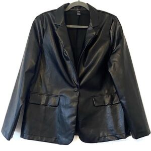 SHEIN Black Faux Leather Blazer Jacket Size Medium